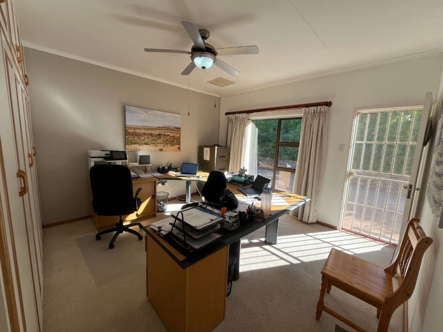 4 Bedroom Property for Sale in Keidebees Northern Cape